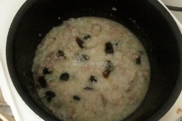 港式皮蛋瘦肉粥的做法图解7
