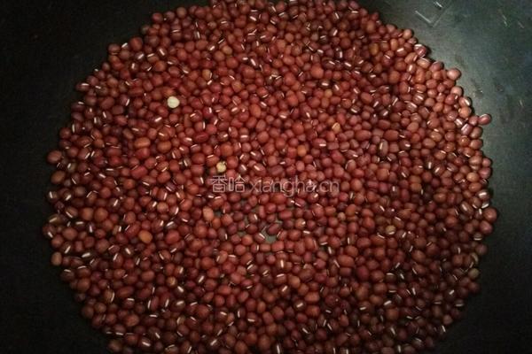 高压锅红豆沙的做法图解1