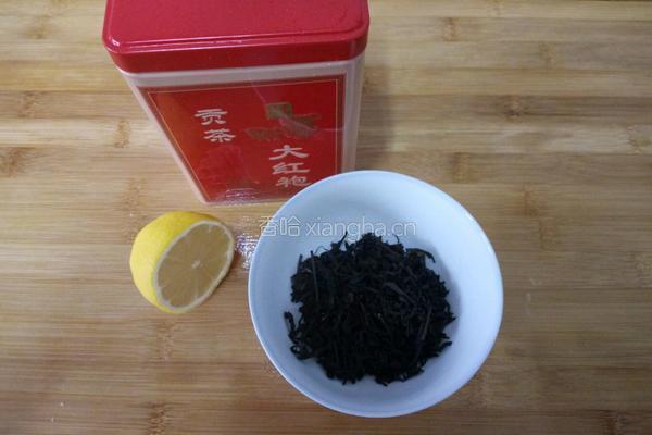 港式柠檬茶的做法图解1