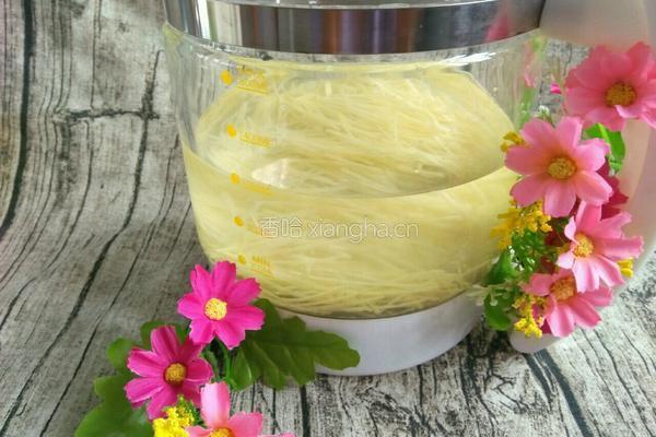 蜂蜜姜茶的做法图解3
