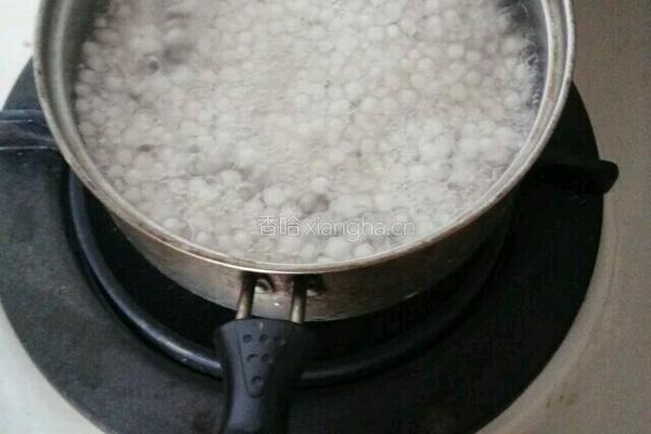 西米芒果露的做法图解3