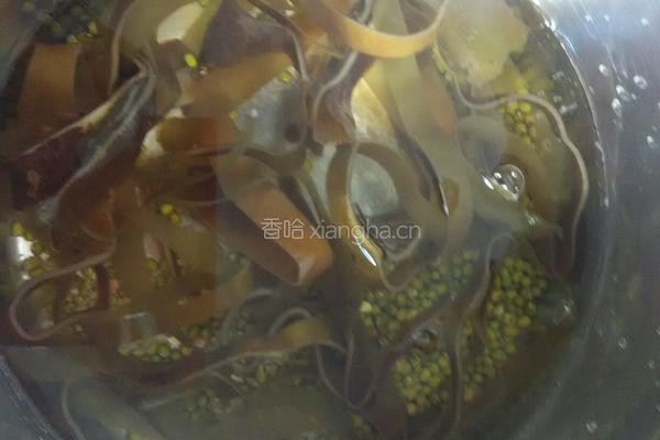 绿豆海带糖水的做法图解4