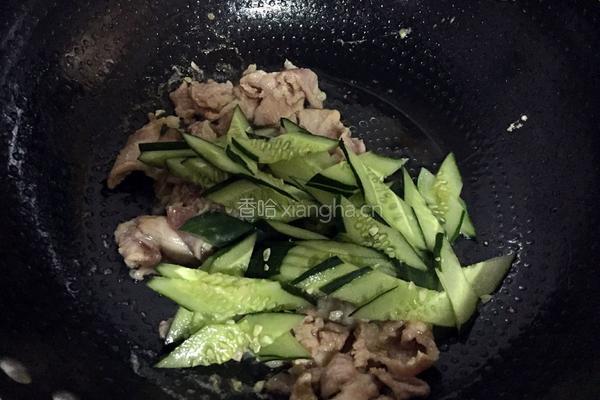 黄瓜鸡蛋炒肉片的做法图解5