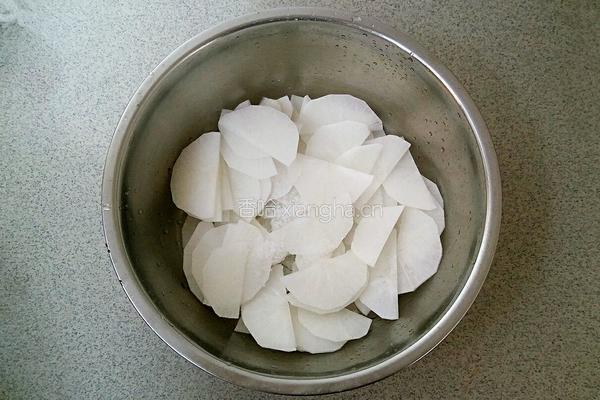 泡椒萝卜的做法图解2