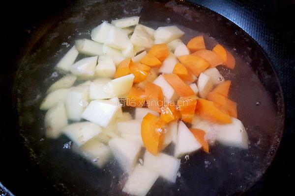 番茄鸡腿炖土豆的做法图解7
