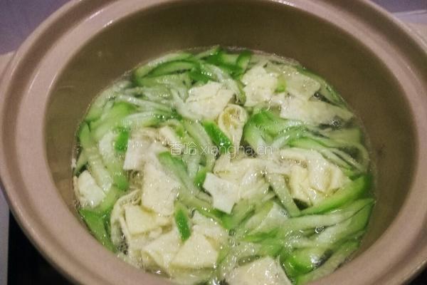 鸡蛋丝瓜汤的做法图解11