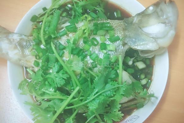 蒸鲈鱼