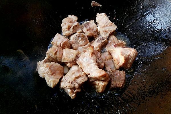 凉瓜焖排骨的做法图解7