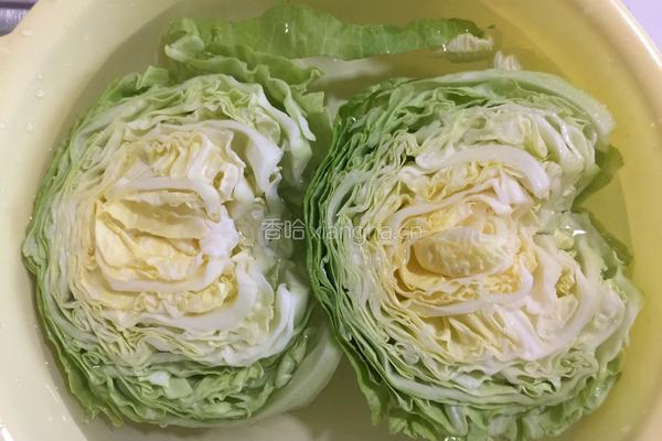 凉拌圆白菜的做法图解2