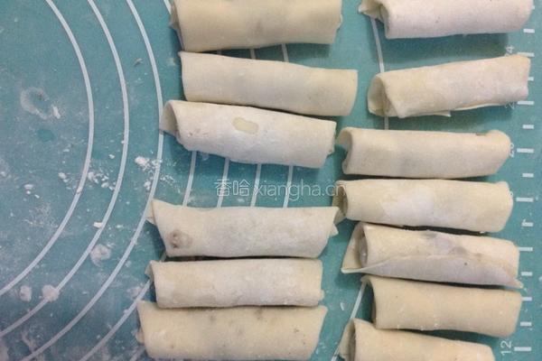 用馄饨皮做春卷的做法图解7