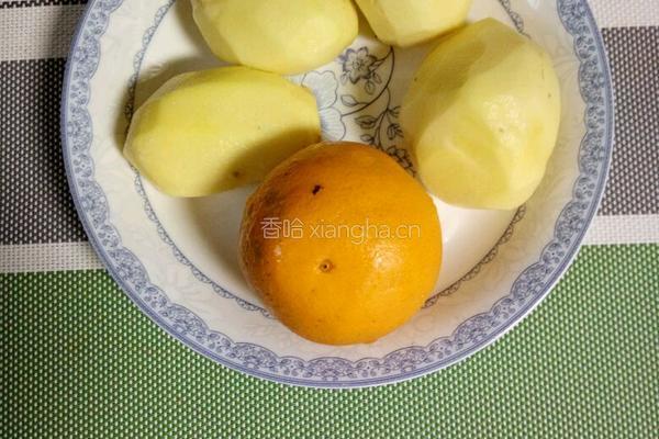 橙味土豆泥的做法图解1