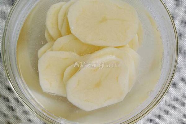 香煎土豆片的做法图解1