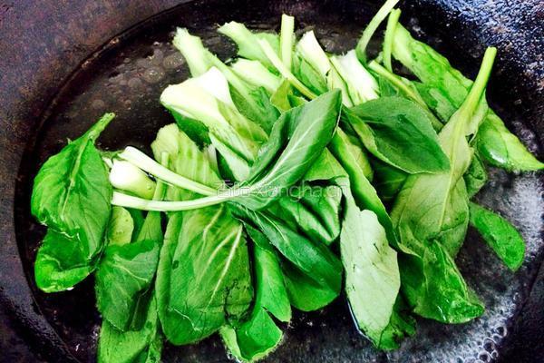 菜粥的做法图解3