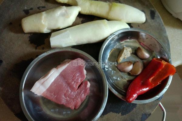 茭白肉丝的做法图解1