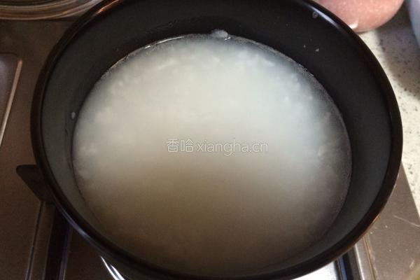 海参青菜粥的做法图解2