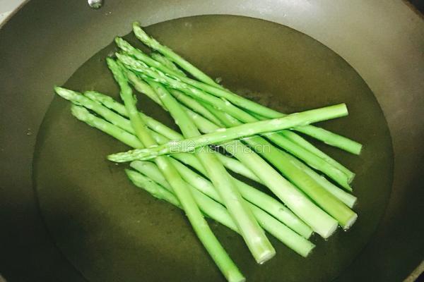 黑椒牛肉卷的做法图解3