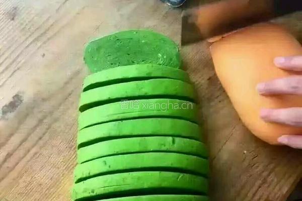 彩色 凉拌面的做法图解2