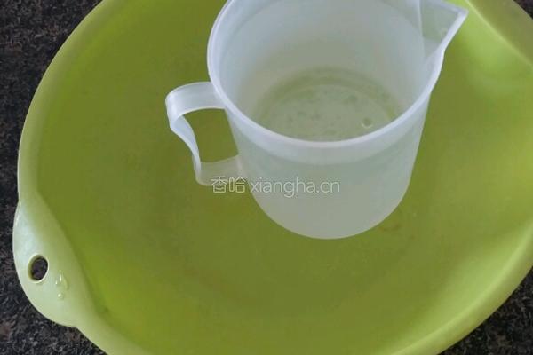 芒果慕斯6寸（8寸材料×2哦）的做法图解10