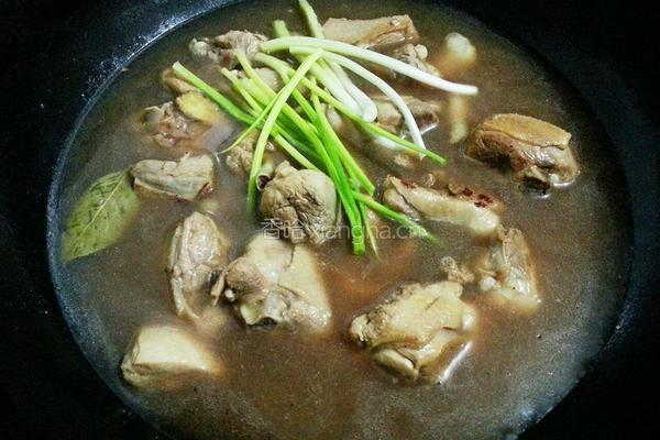 葱烧鸭腿的做法图解5