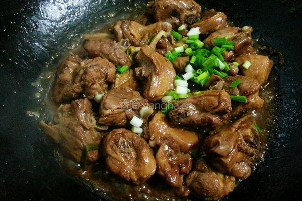 葱烧鸭腿的做法图解6