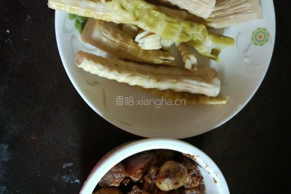 竹笋炖排骨的做法图解2
