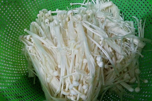 蚝油金针菇的做法图解2