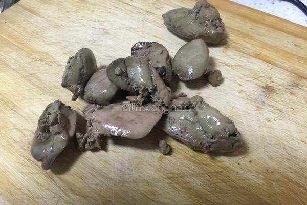 炒鸡肝的做法图解1