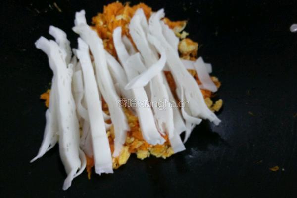 胡萝卜鸡蛋炒粿条的做法图解6