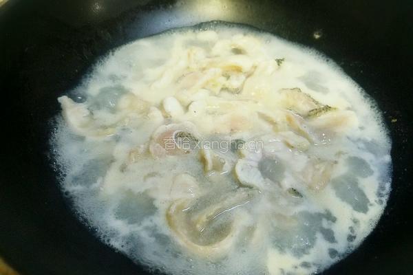 果粒浇汁鲈鱼的做法图解9