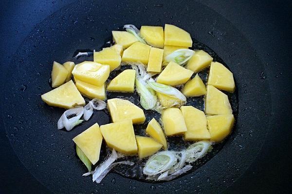 窝瓜炖土豆的做法图解3