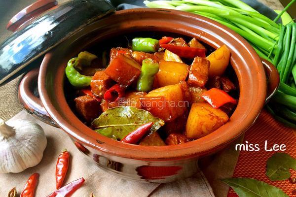 五花肉炖土豆的做法图解13