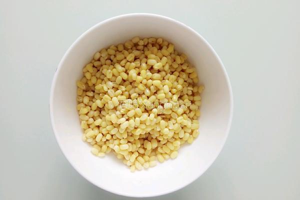 冰镇绿豆汤的做法图解1