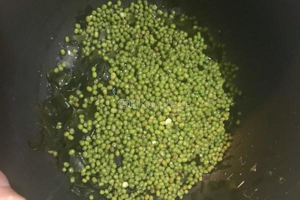 海带绿豆粥的做法图解6