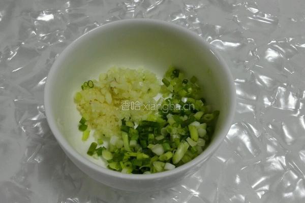 爆炒小河虾的做法图解2