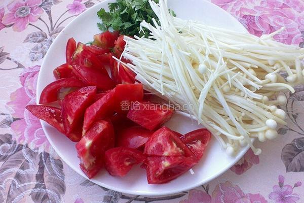 金针菇西红柿汤的做法图解2