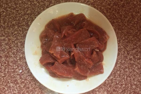 苦瓜炒牛肉的做法图解1