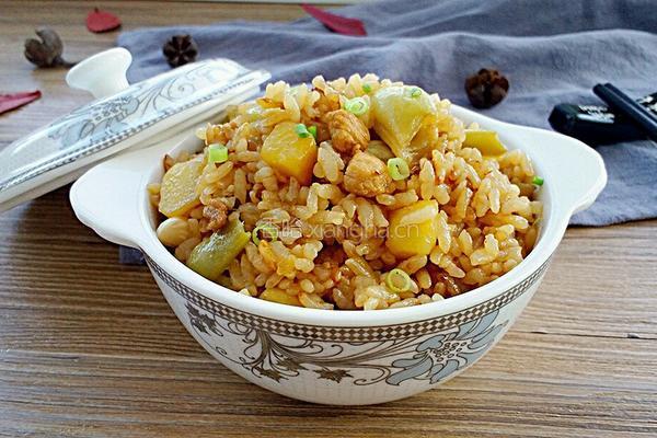 豆角焖饭