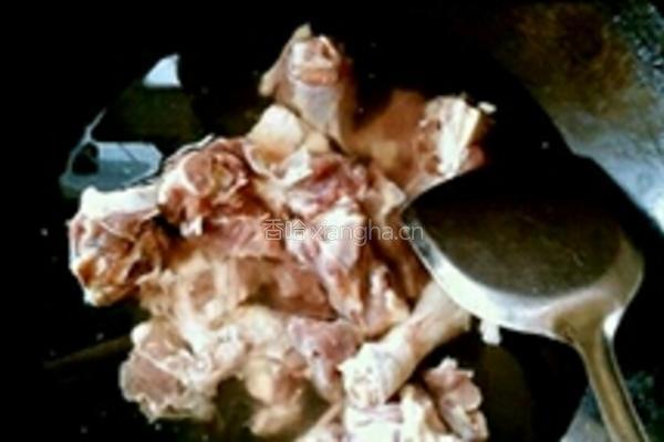 羊肉汤的做法图解1