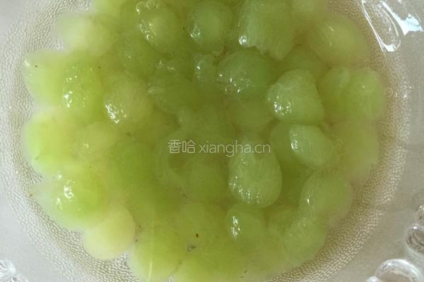鲜榨葡萄汁的做法图解4