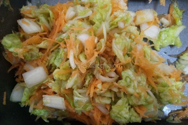 白菜馅饺子的做法图解3
