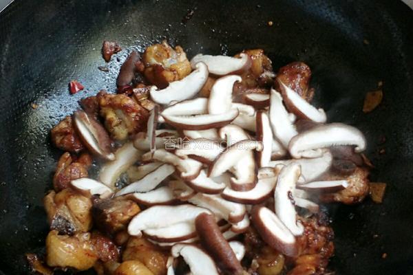 黄焖鸡腿肉的做法图解5