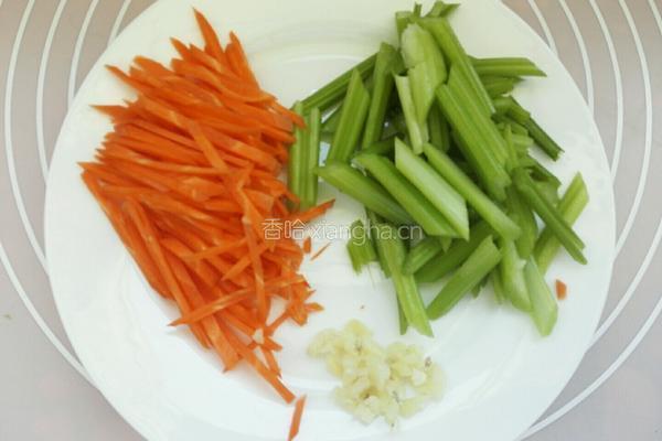 凉拌芹菜海带的做法图解10