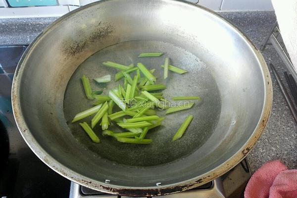 凉拌芹菜海带的做法图解11