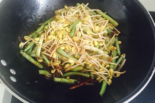豆角蒸面条的做法图解8
