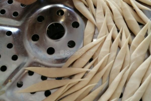 莜面鱼鱼的做法图解2