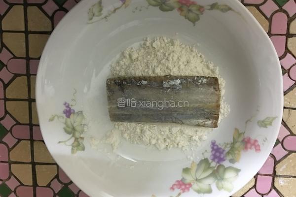 干炸带鱼的做法图解2