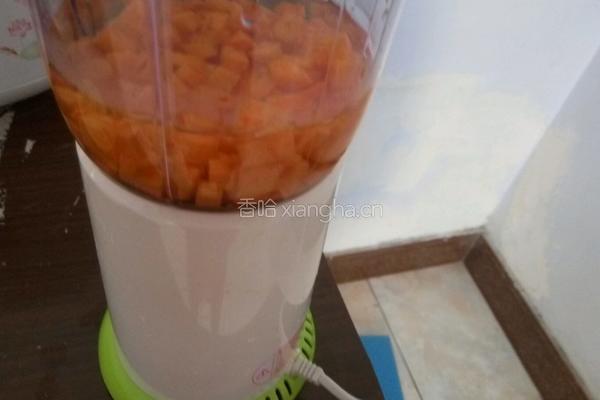 胡萝卜汁的做法图解4