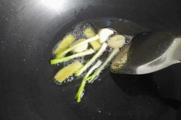 排骨烧土豆的做法图解10