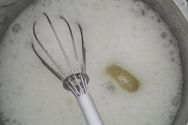 酸奶蒸蛋糕的做法图解2
