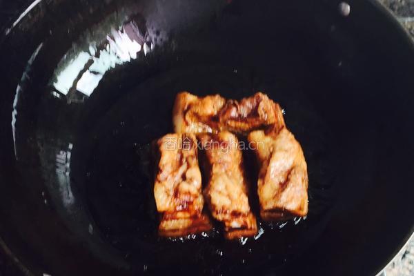 梅菜蒸扣肉的做法图解3
